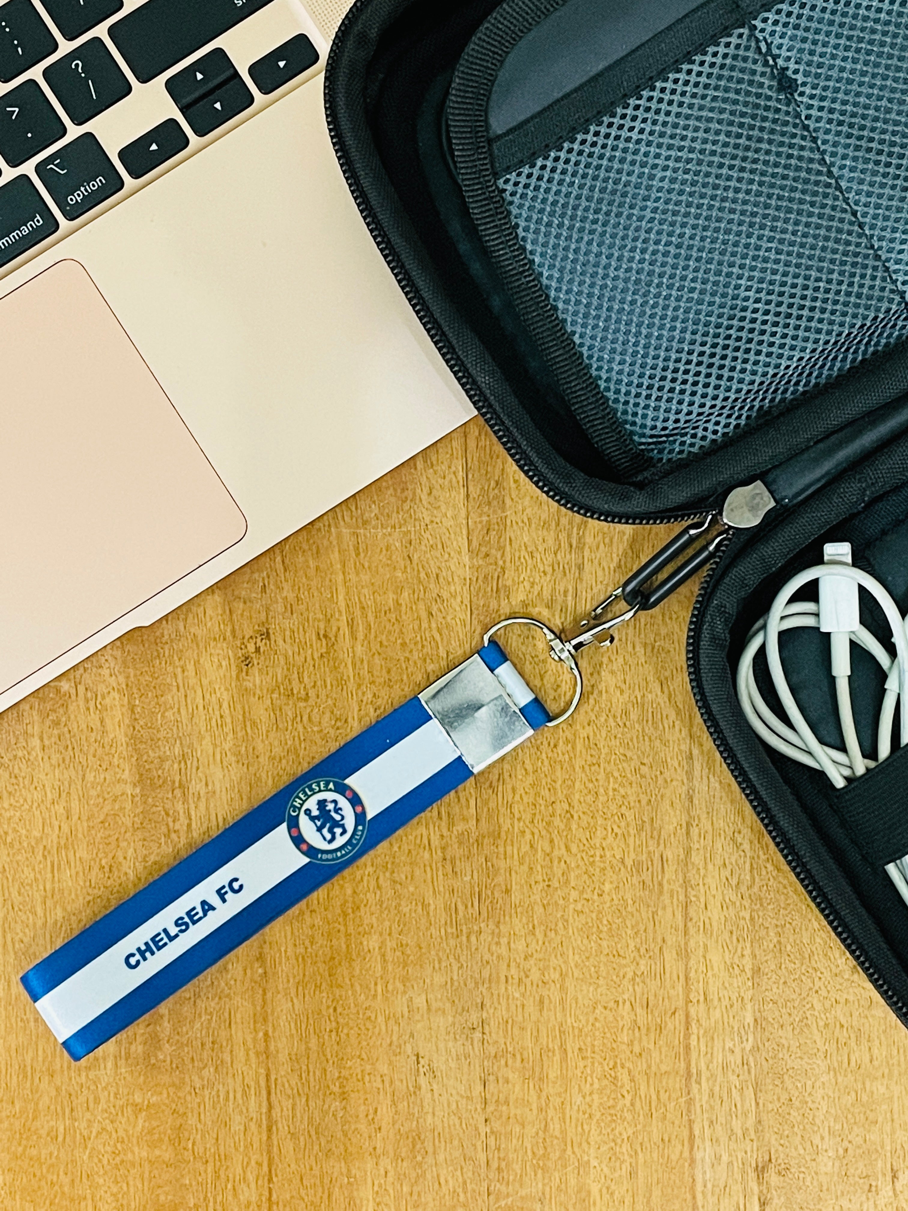 Chelsea Keychain – SINCE 7 STORE